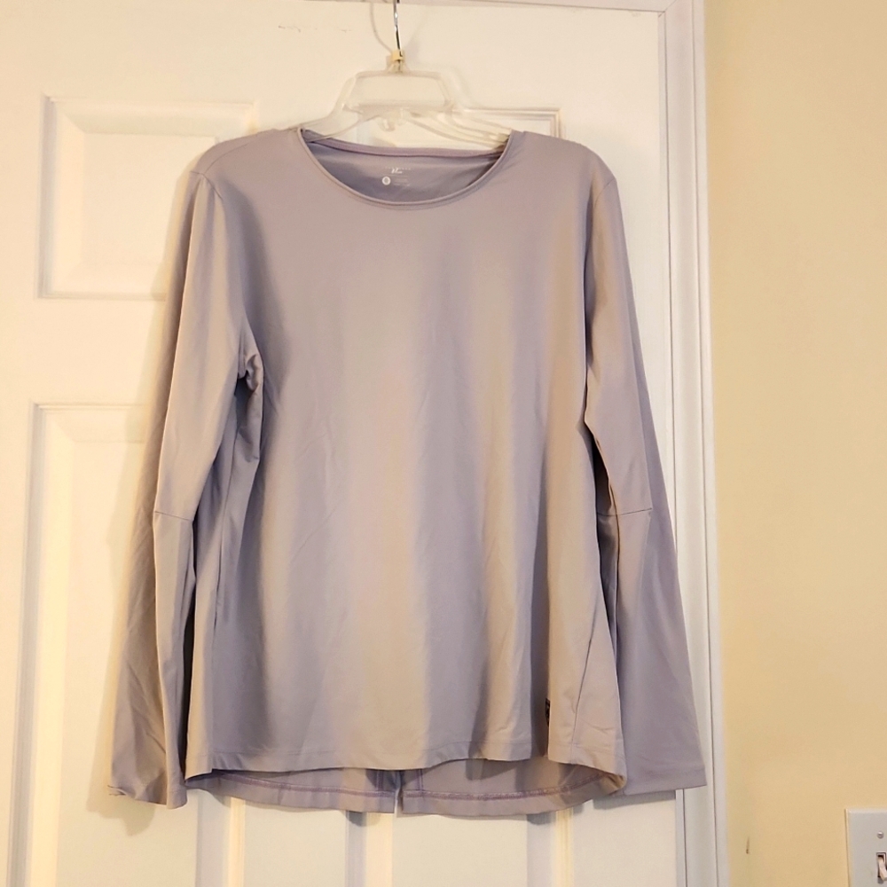 Verve level wear long sleeve split back tennis shirt